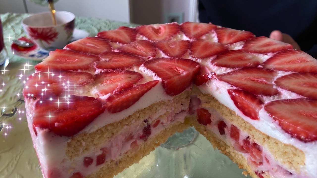 Erdbeertorte - glutenfrei - wenig Zucker - proteinreich und extrem lecker!