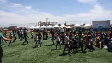 Yunus Emre Enstitüsünden Suriye'nin Azez ilçesinde "Gençlik ve Uçurtma Festivali" (2)