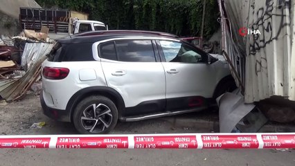 Aracıyla seyir halindeyken silahlı saldırıya uğrayan kişi ağır yaralandı