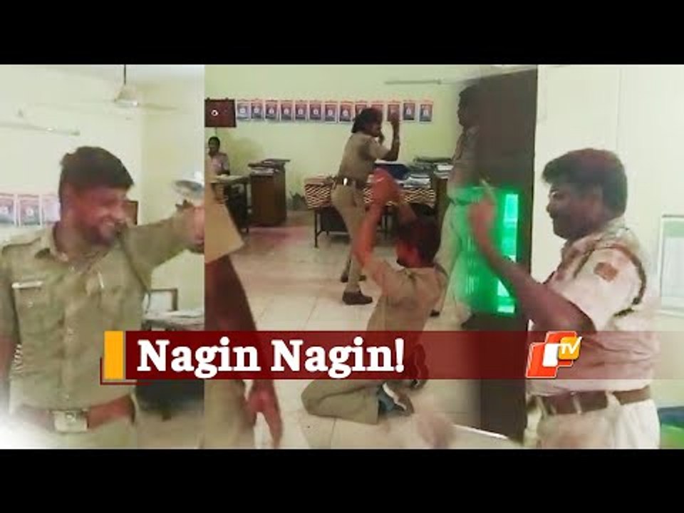#ViralVideo: Cops Dance To ‘Nagin’ Song Inside Police Station In Odisha | OTV News
