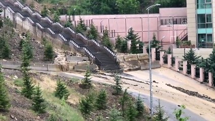 ANKARA - Başkentte kuvvetli sağanak (3)