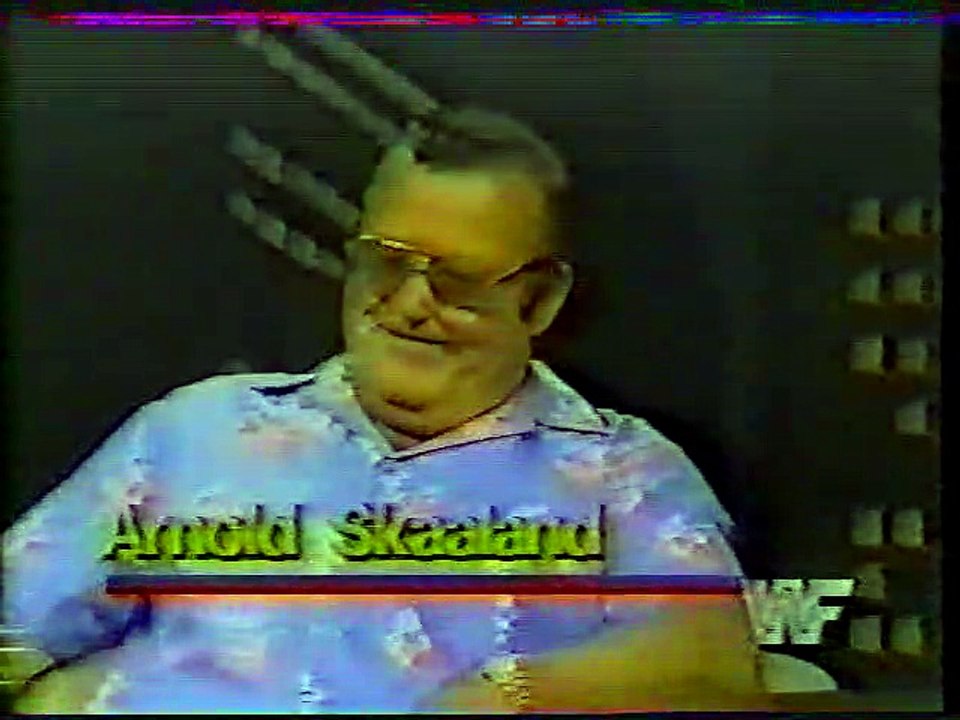 Arnold Skaland joins the set [TNT 1986-06-25]