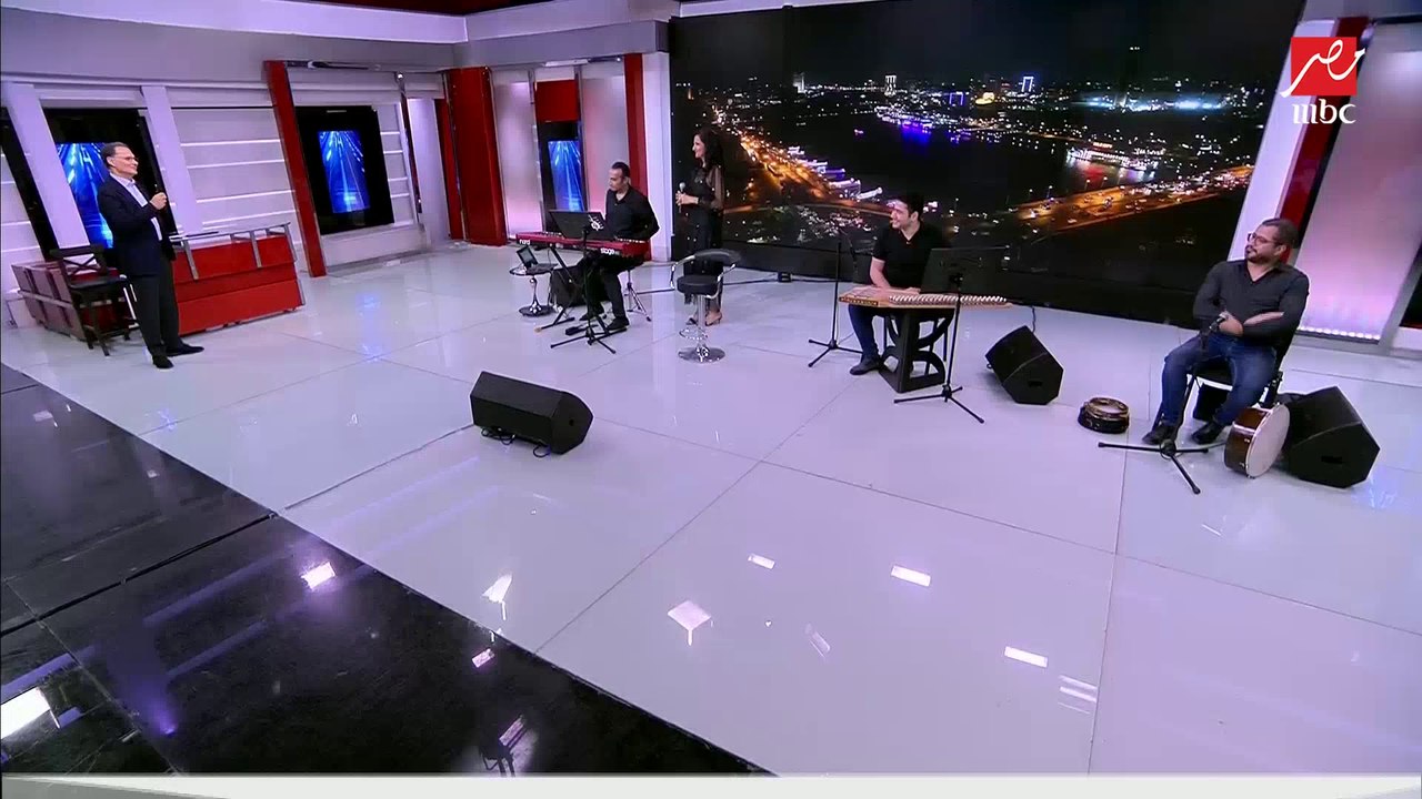 (شديدة العذوبة).. شريف عامر يوصف أغاني تانيا صالح
