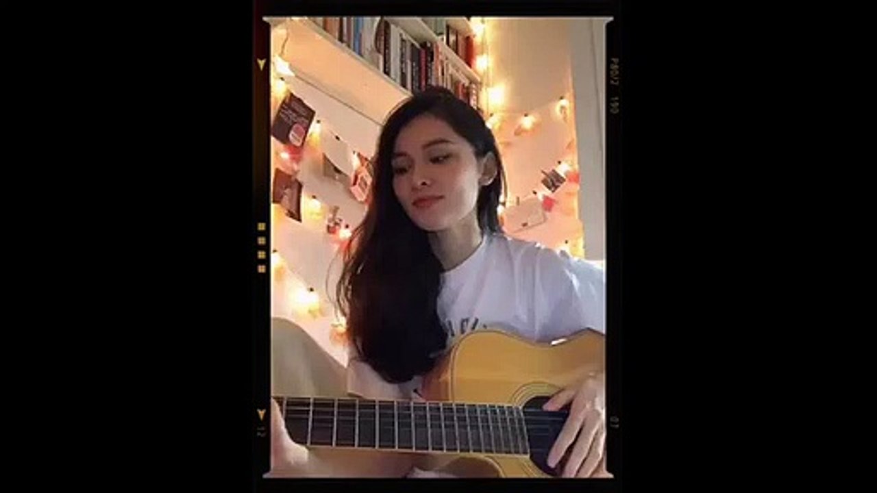 Á hậu Thùy Dung cover Việt Nam ơi! Đánh bay Covid