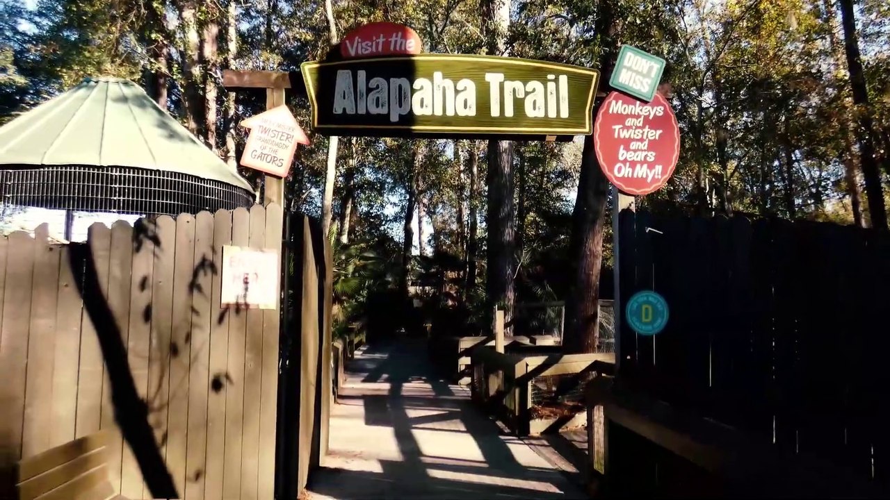 Full Tour of Alapaha Trail at Wild Adventures Theme Park (Valdosta, GA) - Travel VLOG Video & Review