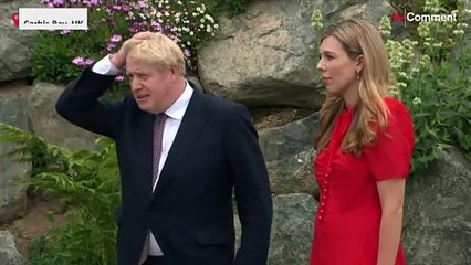 شاهد: رسوم على الرمال من أجل تنازل مجموعة السبع عن براءات الاختراع الخاصة بلقاحات كوفيد