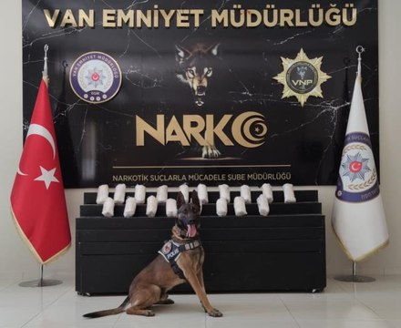 Edremit ve İpekyolu ilçelerinde 10 kilo 162 gram uyuşturucu ele geçirildi