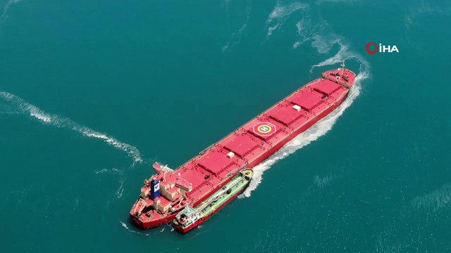 İstanbul sahillerinde kilometrelerce müsilaj hattı oluştu