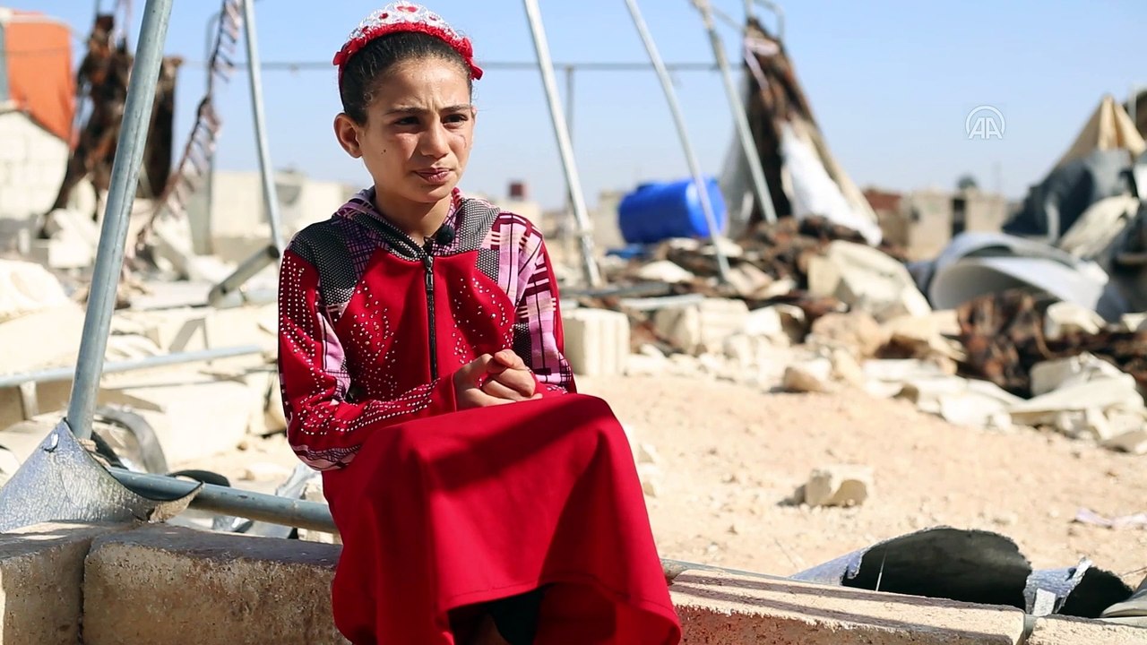 Esed rejiminin okullarını yıktığı çocuklar eğitimlerine devam istiyor (2)