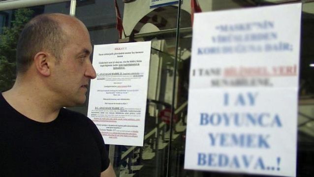 35 kez maske cezası yiyen vatandaş, astığı yazı ile şaşkına çevirdi