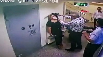 Kadın çalışanın kafasına silah dayayan müdür 'şaka' yapmış!