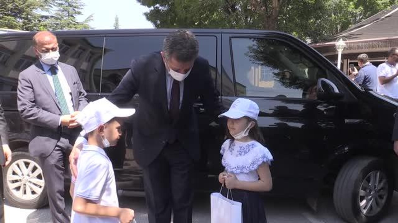 Son dakika haber... ESKİŞEHİR - Milli Eğitim Bakanı Selçuk, "Anadolu Masalları Eskişehir Masal Evi"nin açılışını yaptı