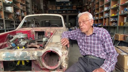 DÜZCE - Anadol' otomobiller 'Dede Suat'ın elinde hayat buluyor