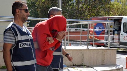 Kadın çalışanlarını ve müşterilerini gizli kamera ile soyunurken kayda alan sapık, 6 yıl hapis cezası aldı