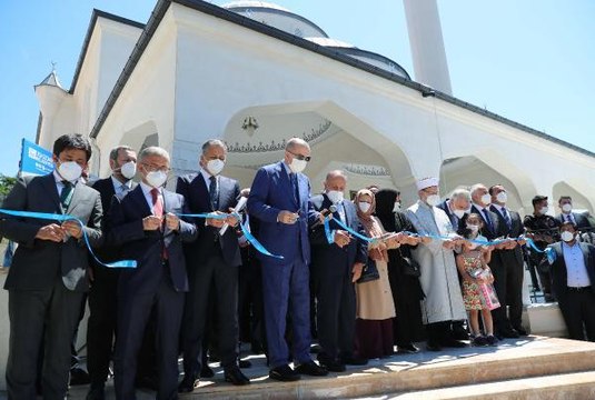 Son Dakika | CUMHURBAŞKANI ERDOĞAN ŞEHRİBAN HATUN CAMİİ'NİN AÇILIŞINI YAPTI -1
