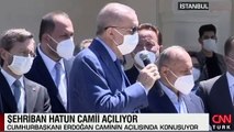 Vatandaş şikâyet etti, Erdoğan belediye başkanını kolundan tutup yanına çekti: Sözünü tutmazsa oturma eylemi yapın, ben de geleceğim