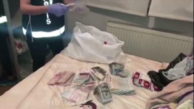 FETÖ'ye yönelik Gaybubet operasyonunda 730 bin lira ele geçirildi.