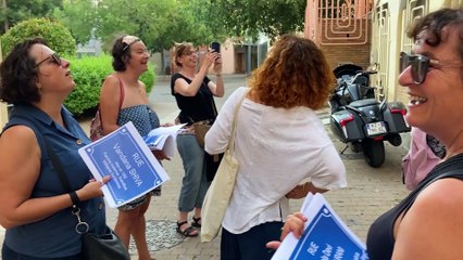 Elles ont collé des noms de femmes, à côté des plaques au nom d'hommes dans les rues de Martigues