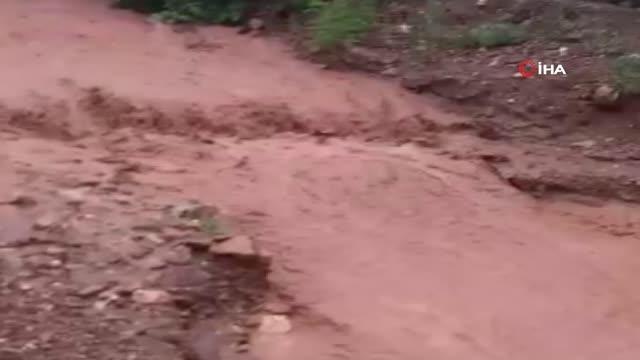 Sarıcakaya'da yoğun yağış sele neden oldu