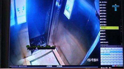 Weird And Funny Elevator Moments Caught On Camera