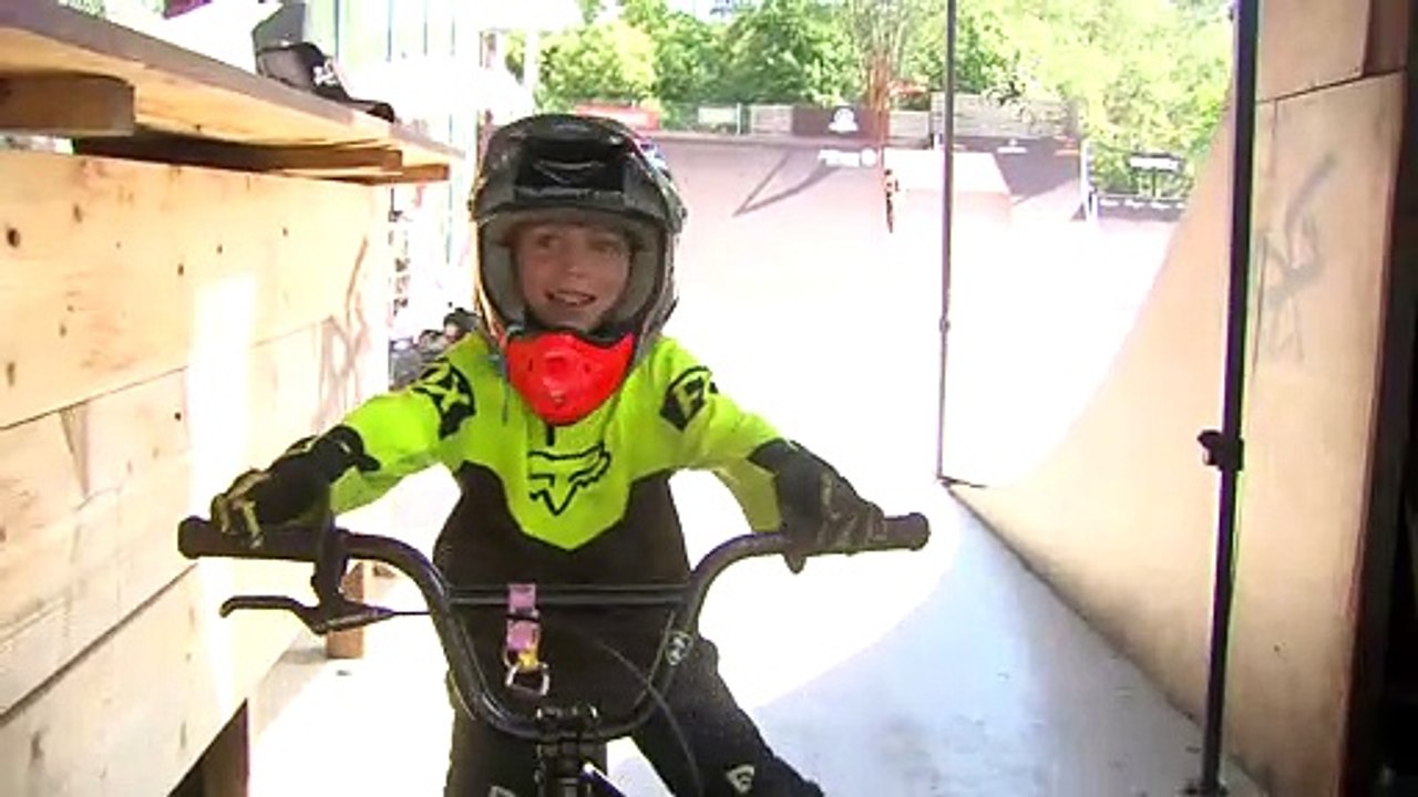 Le BMX à Martigues, ça roule ? - Non, ça vole !