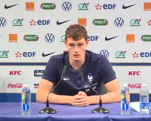 Bleus - Pavard sur Giroud : "Je suis très content pour lui"
