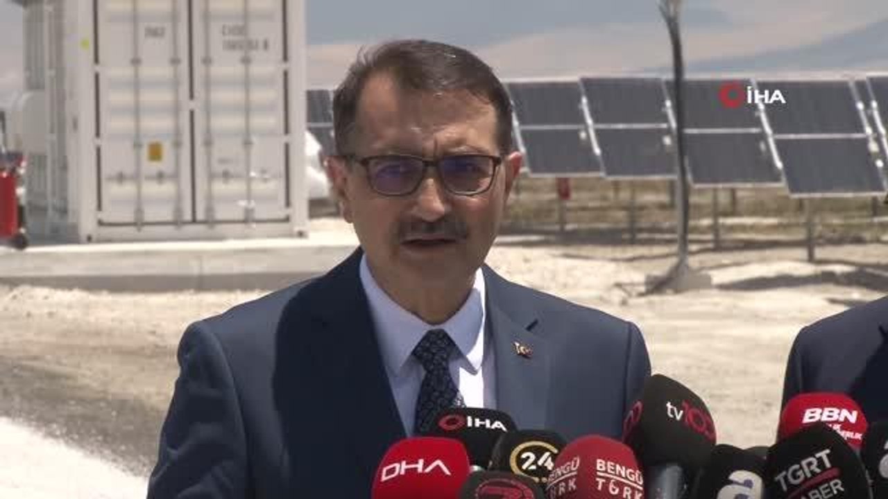 Son dakika haberleri | Bakan Dönmez'den "Yenilenebilir Enerji Kaynak Alanları, Güneş Enerjisi Santrali"nde incelemelerin ardından açıklama