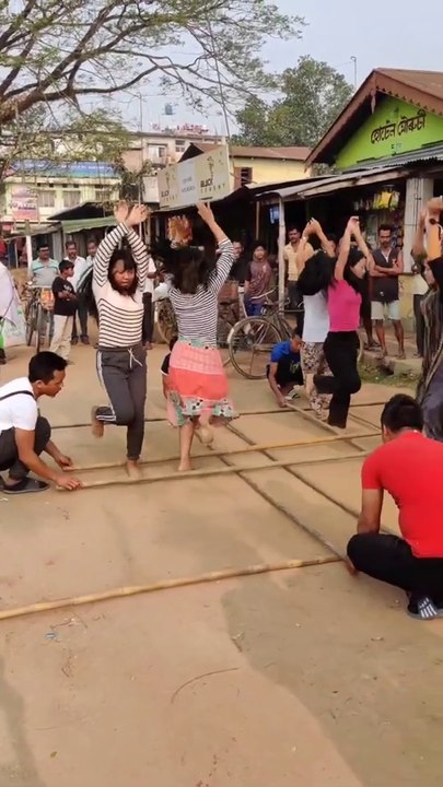 Cheraw Dance By Local Girls | Bamboo Dance | Mizoram,Assam | PartTimeEntertainment Official