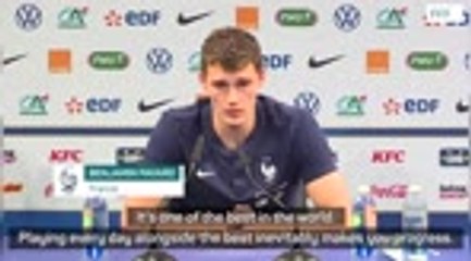 Скачать видео: Pavard puts progress down to time at Bayern