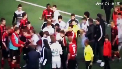 Futbol tarihinde unutulmayan hakem- futbolcu kavgaları