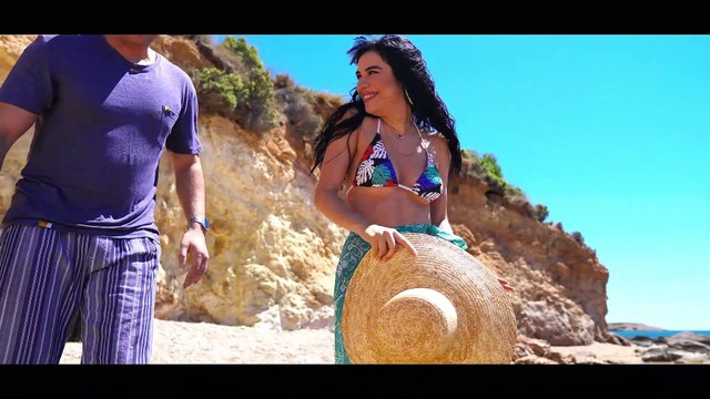 Αγγέλα Σιδηροπούλου - Πράγματα Μικρά (Official Music Video)