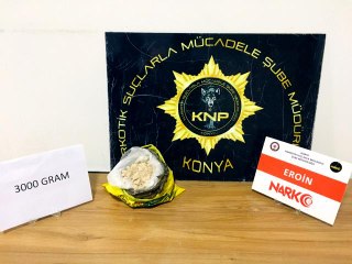 Kadir Şeker'in kurtarmaya çalıştığı Ayşe Dırla'dan sonra kız kardeşi de eroinle yakalandı
