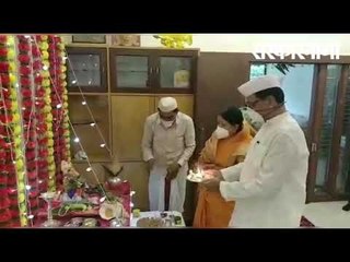 बाळासाहेब थोरात यांनी केली श्री गणेशाची प्रतिष्ठापना!