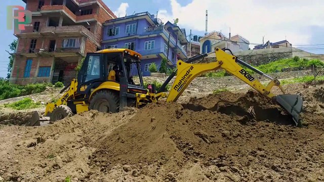 Mahindra Earth Master SX 90 Backhoe Loader Dozer Making The Land Flat On Hill Area - Mahindra Dozer Working powerfully || Road Plan