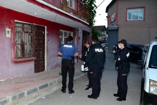 Kocaeli'de çeşitli suçlardan aranan 26 şahıs yakalandı