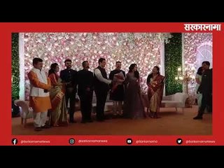 शिवसेनेचे खासदार संजय राऊत यांच्या मुलीचा आज साखरपुडा समारंभ पार पडला. | Sarkarnama |