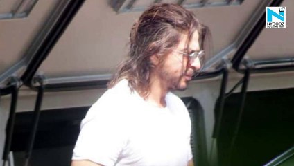 Shah Rukh Khan is back: Charms fans with his latest pic