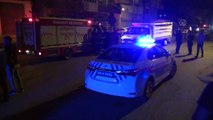 OSMANİYE - Silahlı yaralama şüphelisi gasbettiği kamyonetle 1 polis otosu ve 3 araca çarptı : 2'si polis 5 yaralı