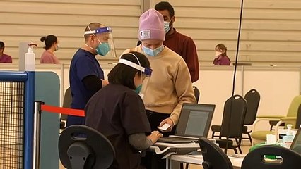 Melbourne townhouse complex goes into two-week lockdown