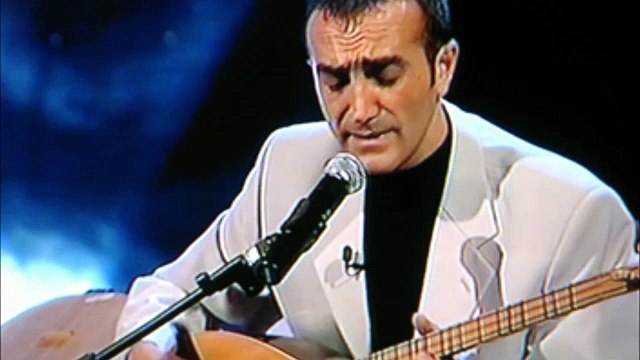 'Bir Ay Doğar İlk Akşamdan Geceden' - Cengiz Özkan