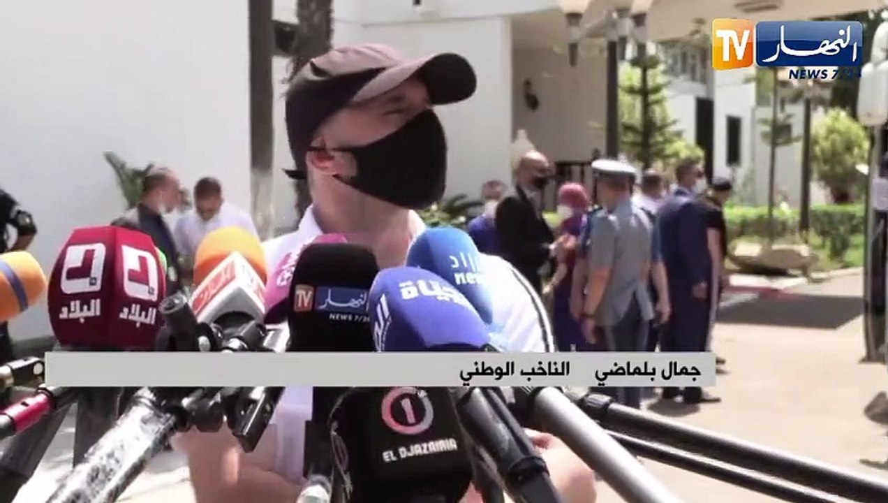 Déclarations de Belmadi à l'aéroport d'Alger