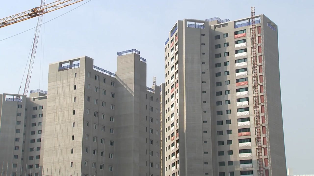 '우왕좌왕' 혼선에 부동산 시장 불안...하반기 전망도 흐림 / YTN