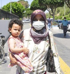 Şerife'yi evinde biber gazıyla etkisiz hale getirip, dövdüler