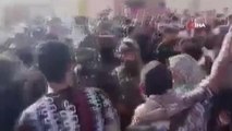 Irak Başbakanı el-Kazımi, ziyaret ettiği Zikar'da protesto edildiGöstericiler konvoyu taşladı
