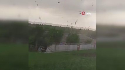 Ukrayna'da çıkan hortum 10 evde maddi hasara sebep oldu