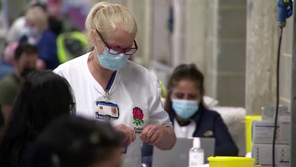 변이 확산·백신 여권 논란...방역 정책 갈등에 빠진 영국 / YTN