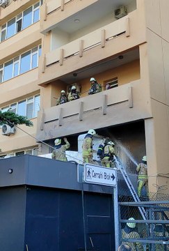 İÜC Cerrahpaşa Tıp Fakültesi yerleşkesinde kullanılmayan alanda çıkan yangın söndürüldü