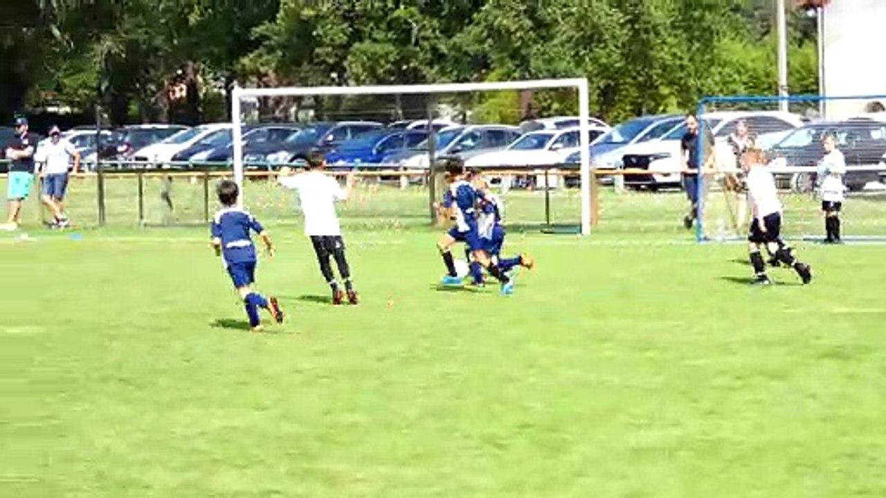 1ère vidéo : Plateau amical des U8/U9 contre STE HELENE et ST AUBIN