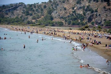 Ortaca'da sahiller hareketlendi