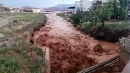 Son dakika... KIRIKKALE - Sağanak, sel baskınlarına neden oldu